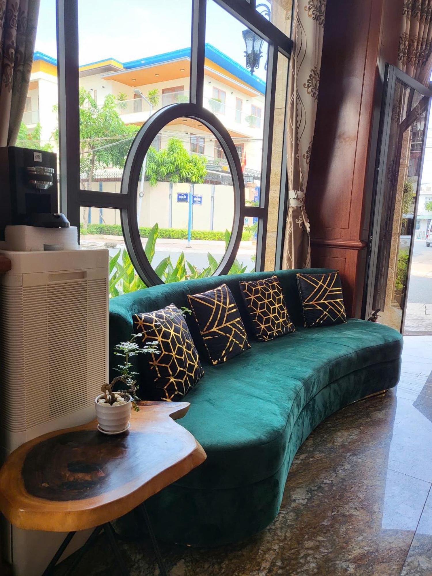 Ha Hotel & Apartment Vung Tau Exterior photo