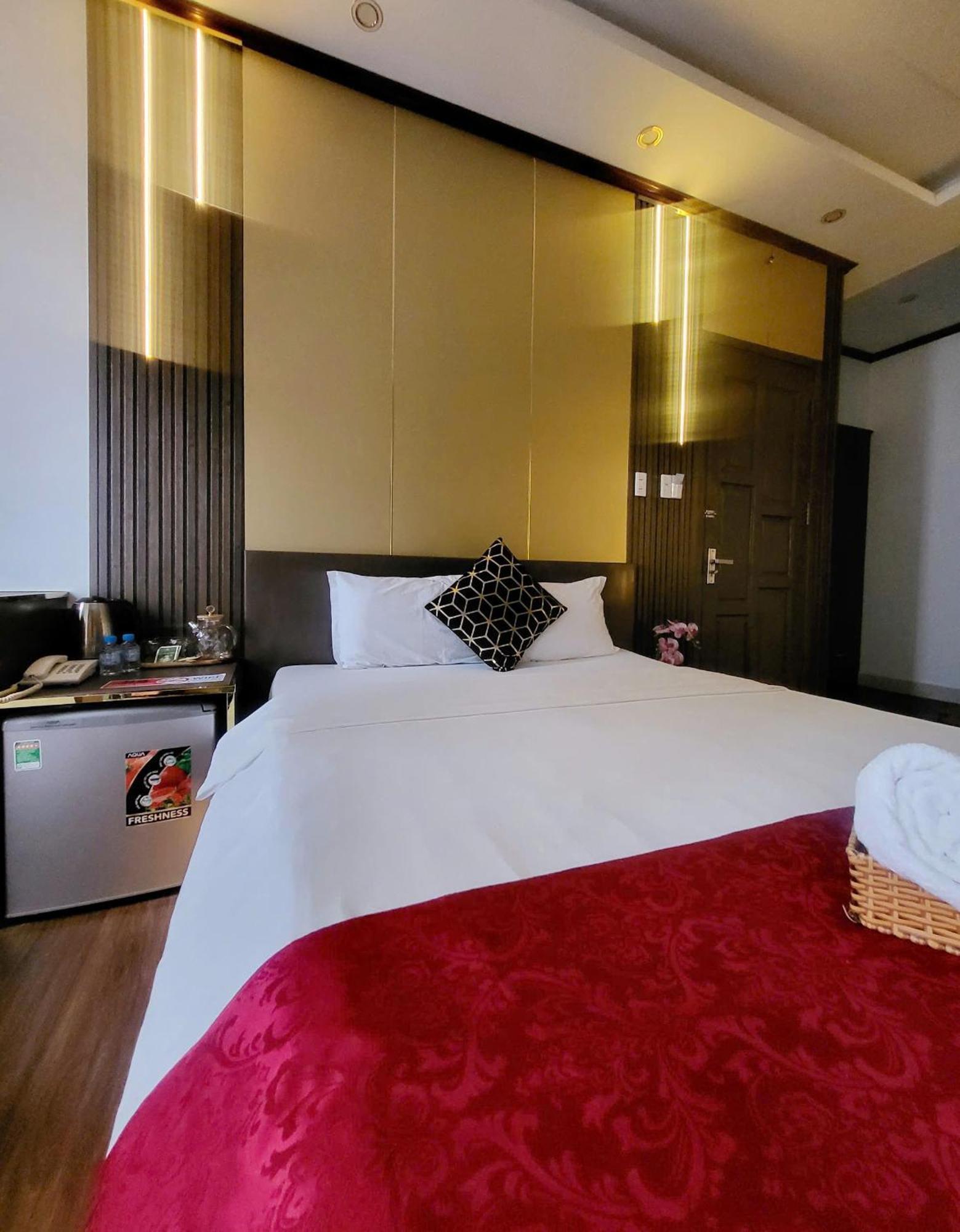 Ha Hotel & Apartment Vung Tau Exterior photo