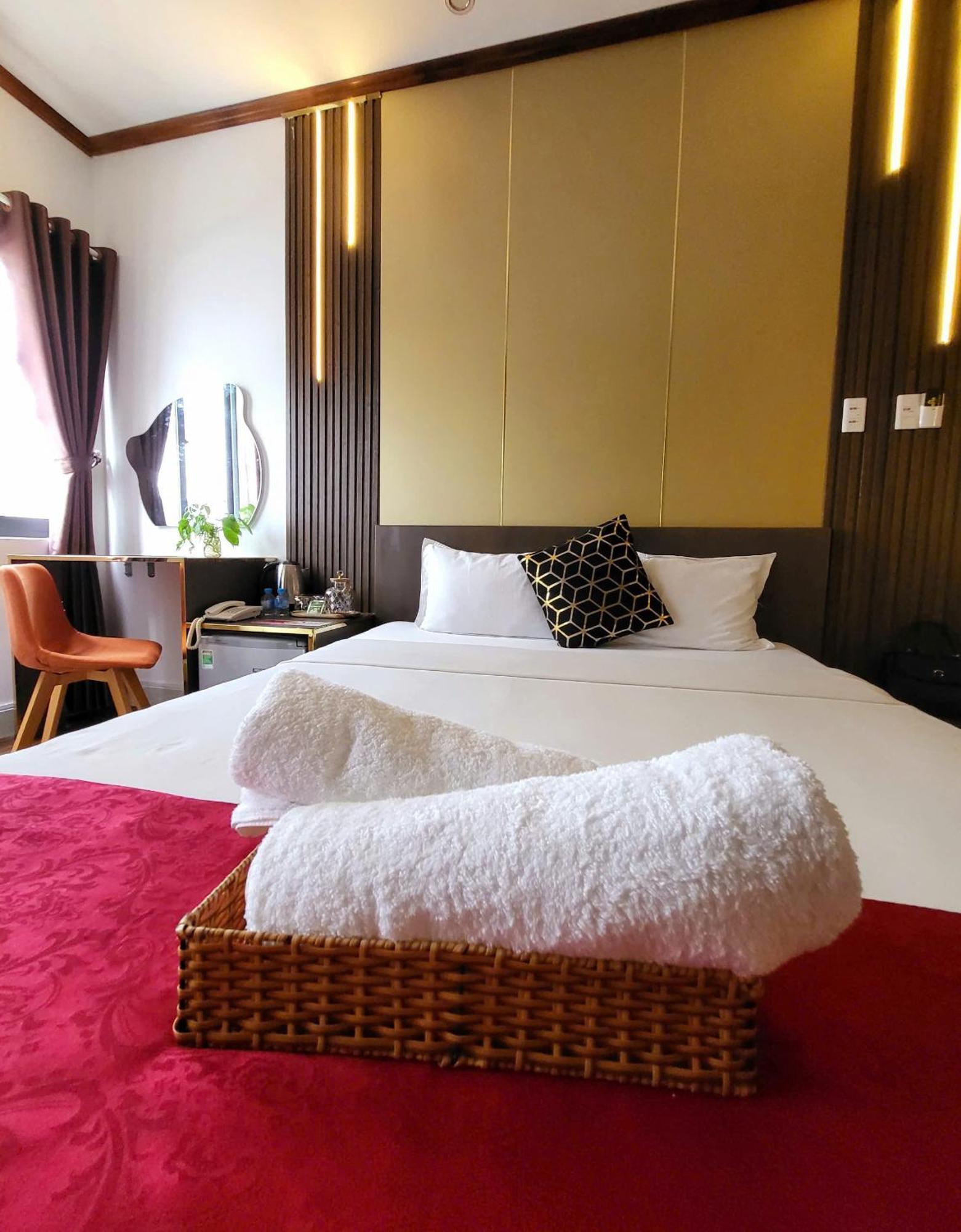 Ha Hotel & Apartment Vung Tau Exterior photo