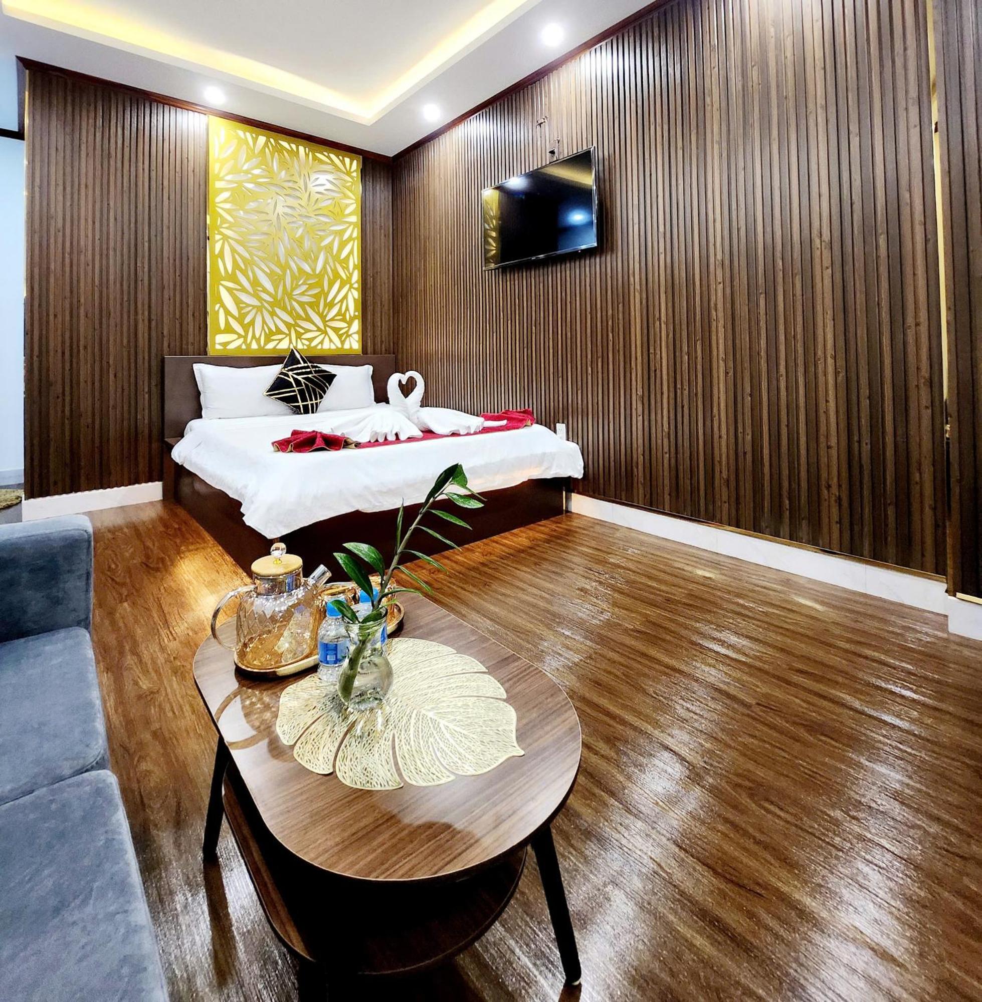 Ha Hotel & Apartment Vung Tau Exterior photo